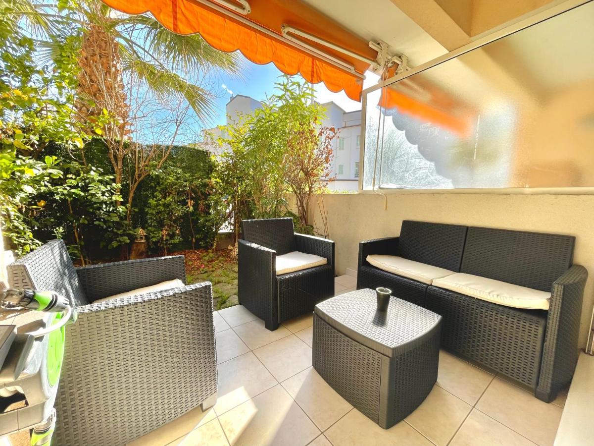 مينتون Studio Avec Jardin - Garage - 500M Des Plages المظهر الخارجي الصورة